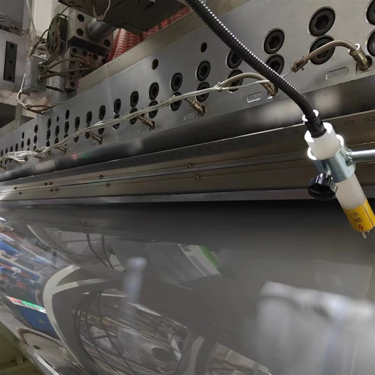 Coreless Stretch Film Rewinder
